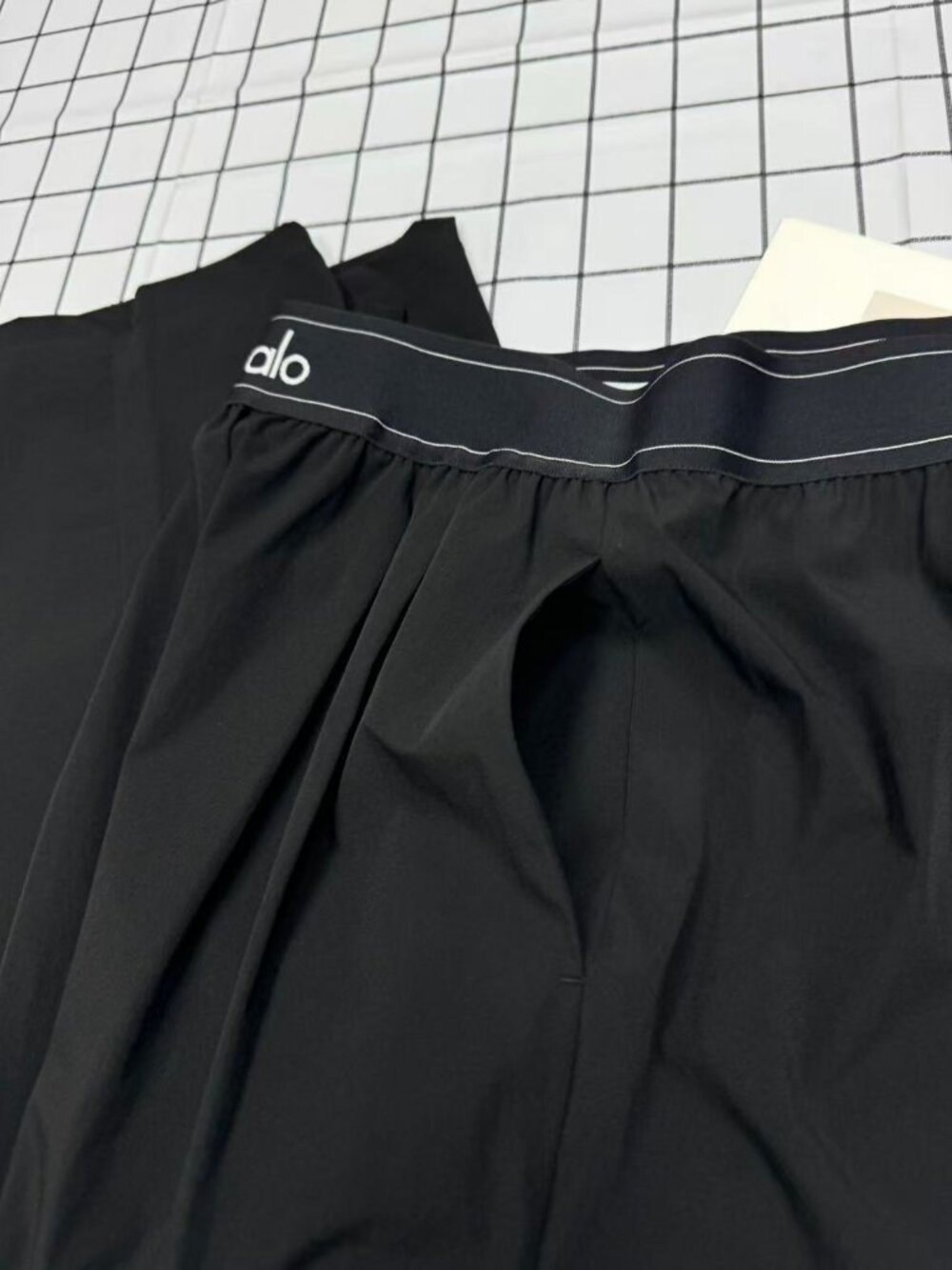 🖤Black ALO Yoga Wide Leg Suit Up Pants (Length:30" Inseam) – NWT😉 - Picture 5 of 9